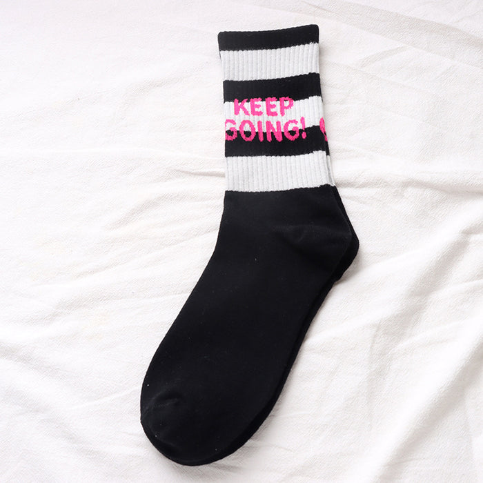 Wholesale Medium striped letter socks Skateboarding long socks Sports socks Neutral