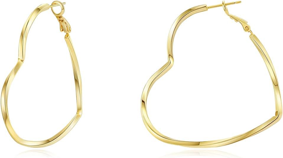 Wholesale Vintage Twisted Love Earrings, Fashionable Charm Earrings, Silver Needles, High Grade Ear Accessories