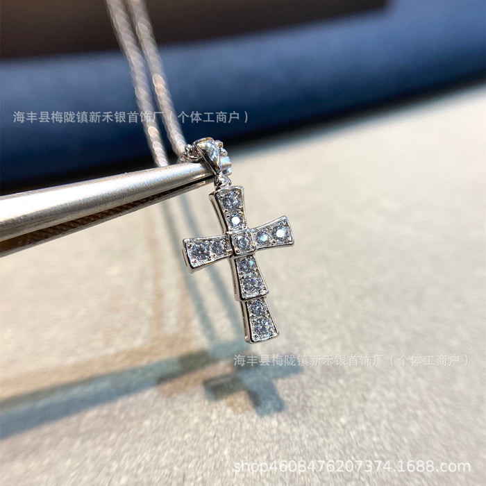Wholesale Cross necklace, collarbone chain, women's full diamond snake bone couple style, fashionable and high-end collarbone chain