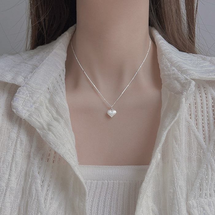 Wholesale Love necklace, fashionable, simple, niche design, temperament, collarbone chain