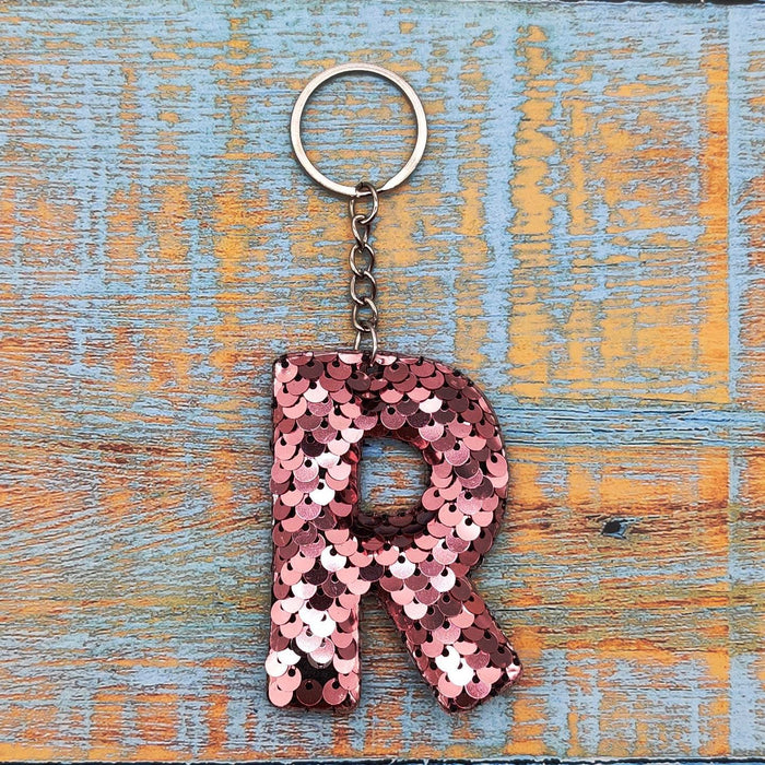 Wholesale Colorful sequin keychain pendant with letters, car luggage accessories