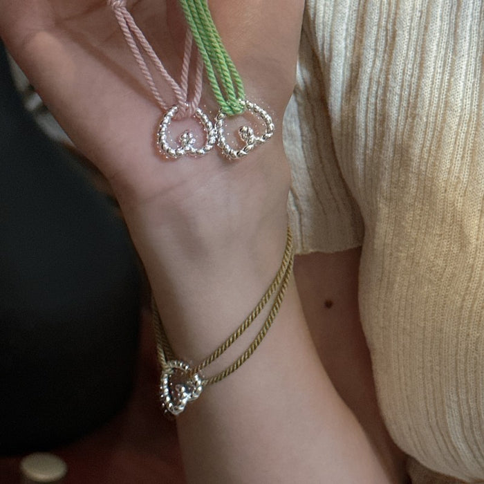 Wholesale Pure silver bracelet with a niche design that can be layered with a heart-shaped colored bracelet jewelry