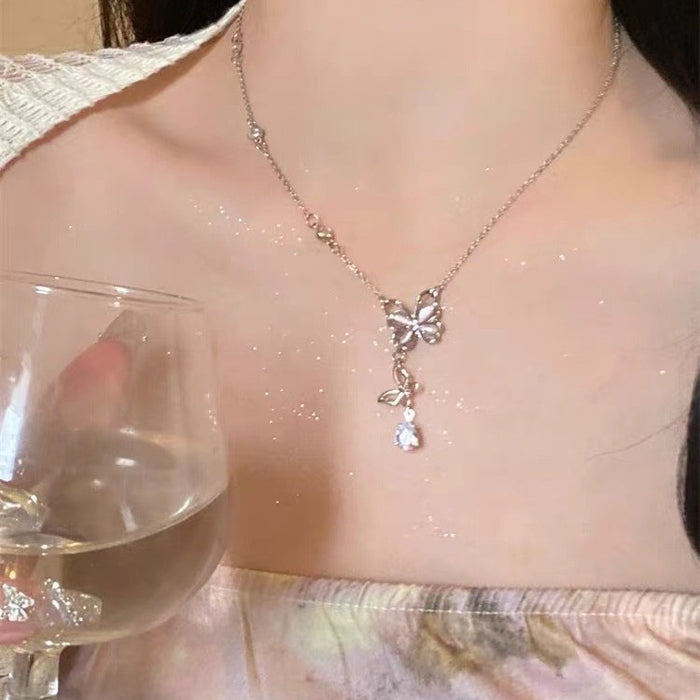 Wholesale Light luxury, niche fashion, high-end feeling, collarbone chain, cat's eye stone, butterfly, water droplet pendant necklace with accessories