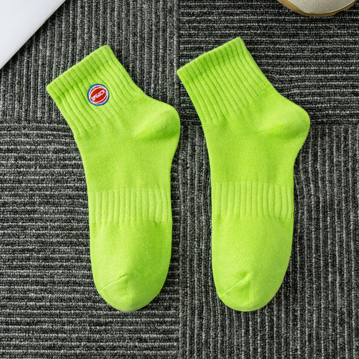 Wholesale Sports Socks Embroidered Mid Barrel Outdoor Sweat Absorbing Breathable Basketball Socks Cotton
