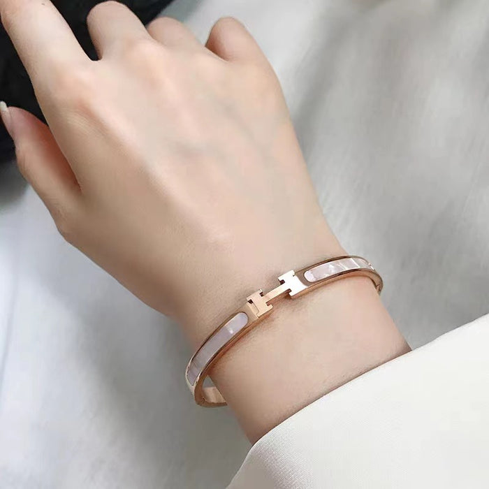 Wholesale Light Luxury Titanium Steel Rose Gold H Letter Bracelet JDC-BT-Aij005