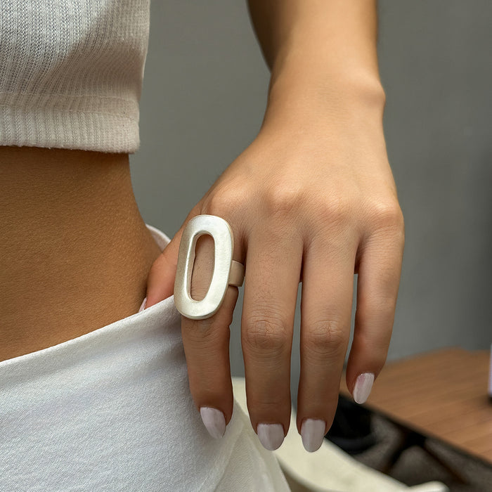 Wholesale Disc pleated metal ring Simple irregular niche flower jewelry