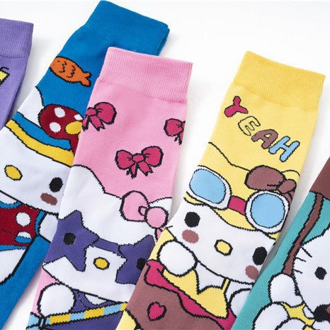 Wholesale Trendy mid-calf socks with cartoon designs