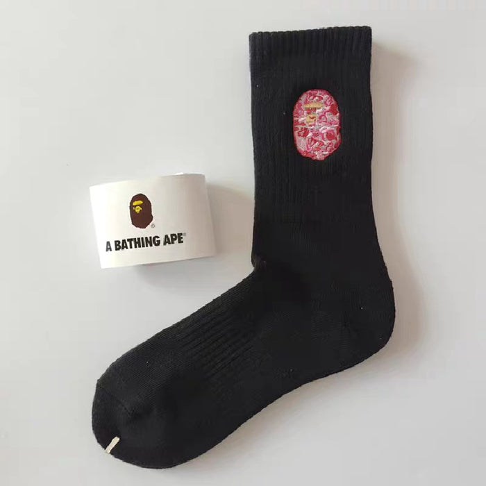 Wholesale Medium length towel bottom socks, high top sports long tube, embroidered white