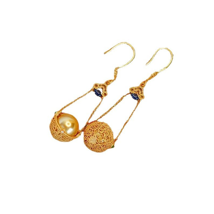 Wholesale Fashionable retro earrings, classical and elegant