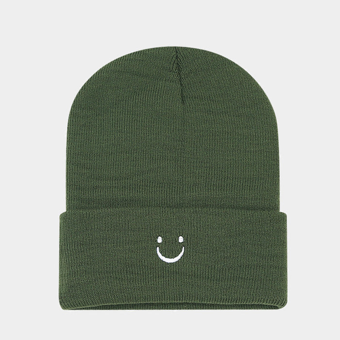 Wholesale Small Smiley Simple Embroidery Acrylic Warm Knitted Hat JDC-FH-LvYi054