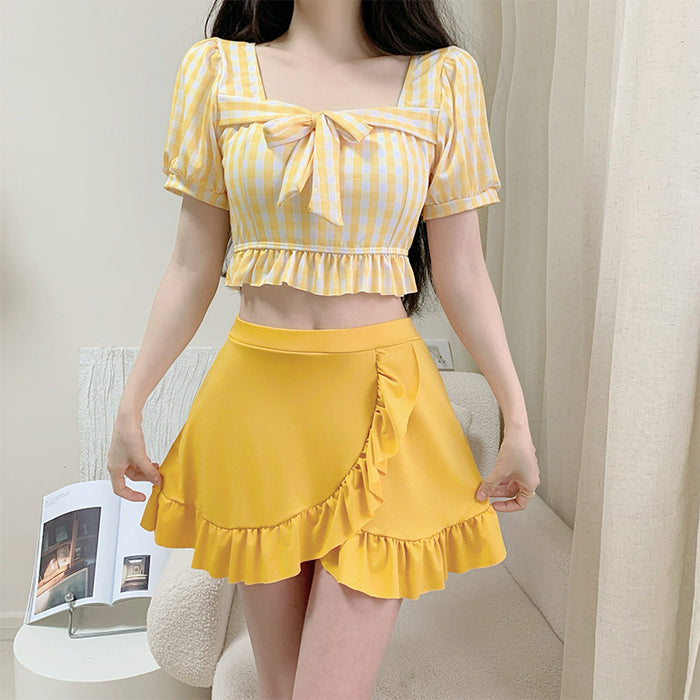 Wholesale Female swimsuit two-piece set with grid pattern, student swimsuit, hot spring bath, professional wholesale