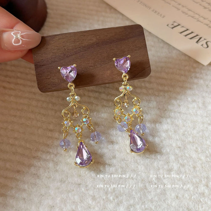 Wholesale Super immortal light luxury heart-shaped romantic tassel earrings with niche design, fashionable, simple, exquisite and versatile earrings