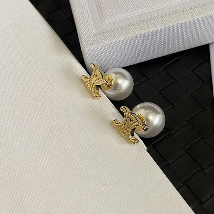 Wholesale Letter Pearl One-piece Alloy Stud Earrings JDC-ES-YuHang004