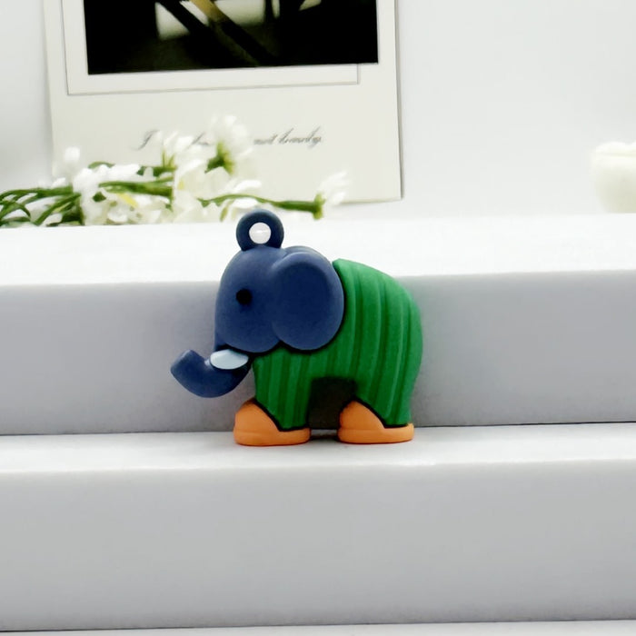 Wholesale Small keychain, abstract wooden stick, human curiosity, desktop car accessories, pendant wholesale