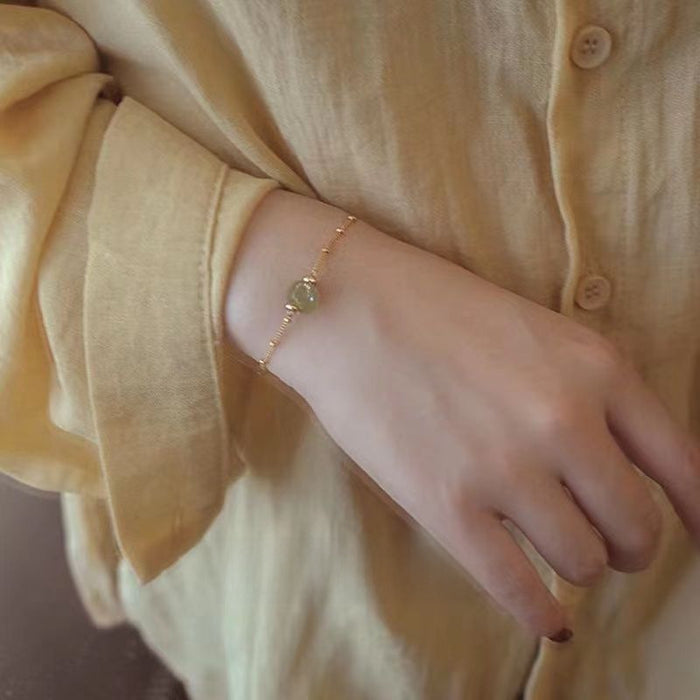 Wholesale Design a natural transfer bead bracelet with a niche design and retro feel