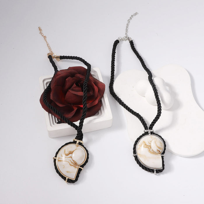 Wholesale holiday style ink black rope conch necklace female clavicle chain