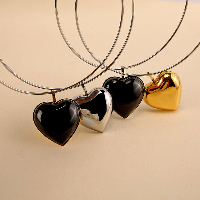 Wholesale Light luxury, high-end, minimalist design, stainless steel heart collar, fashionable commuting collarbone chain