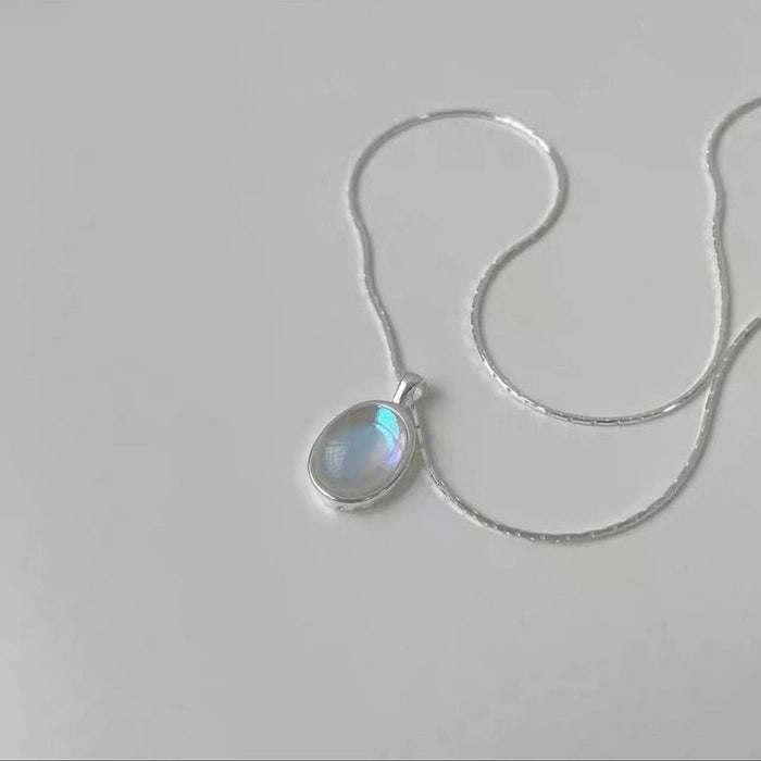 Wholesale Small niche design necklace versatile high-end oval pendant snake bone chain accessory