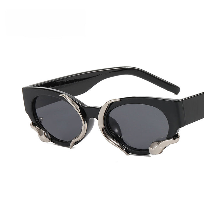Wholesale Stereoscopic snake sunglasses and sunglasses