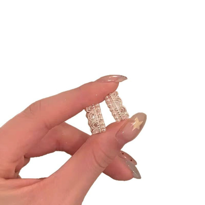 Wholesale Lace pearl earrings with simple and niche design, high-end and luxurious temperament, versatile and fashionable earrings and earrings