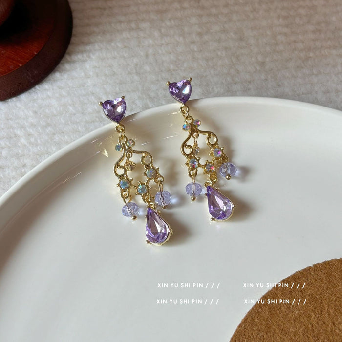 Wholesale Super immortal light luxury heart-shaped romantic tassel earrings with niche design, fashionable, simple, exquisite and versatile earrings