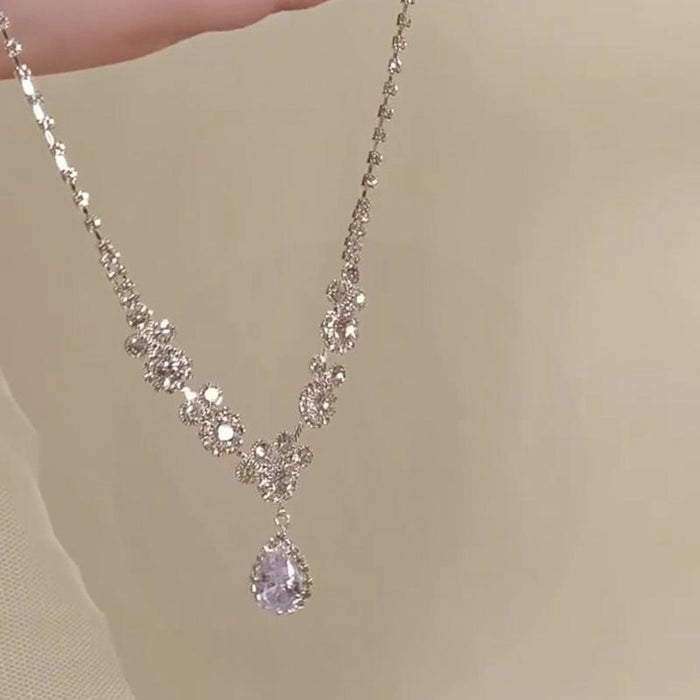Wholesale Necklace Women's  Exquisite Collarbone Chain