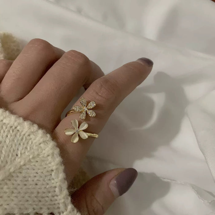 Wholesale Cat's Eye Stone Exquisite Small Flower Open Ring, niche and high-end, index finger ring, daisy petal ring