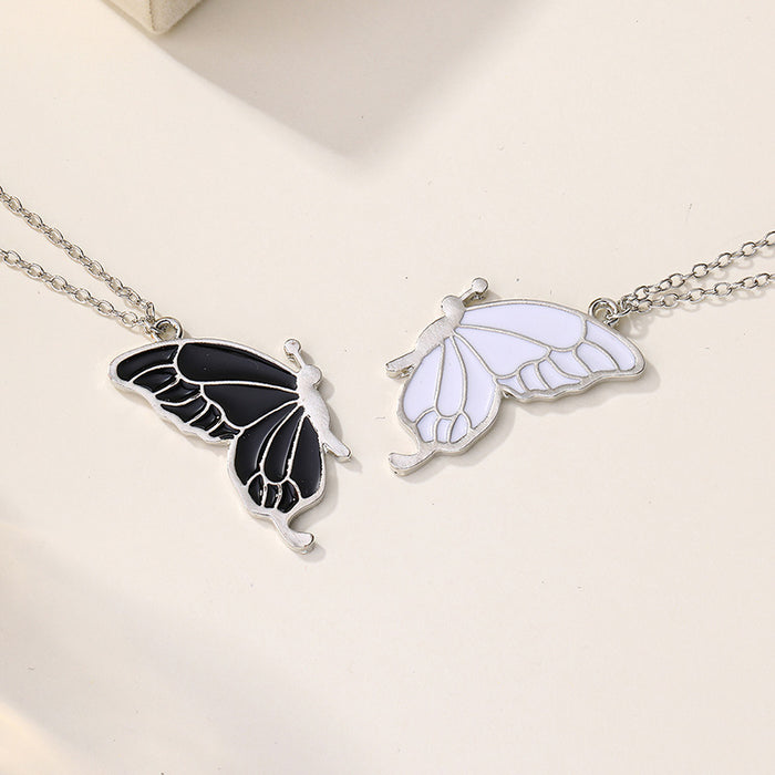 Wholesale Exaggerated jewelry, personalized butterfly pendant, fashionable and versatile alloy, couple layered necklace