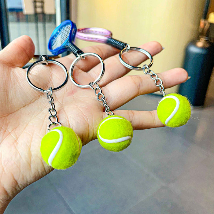 Wholesale Simulated tennis keychain pendant, sports event souvenir, tennis keychain gift