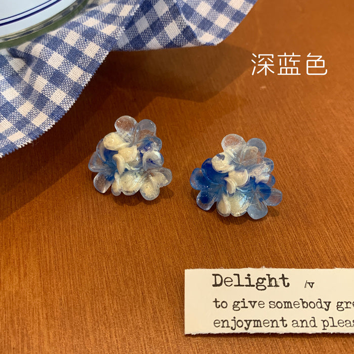 Wholesale Gradient colored resin three petal flower earrings with a sense of design, niche silver needle earrings