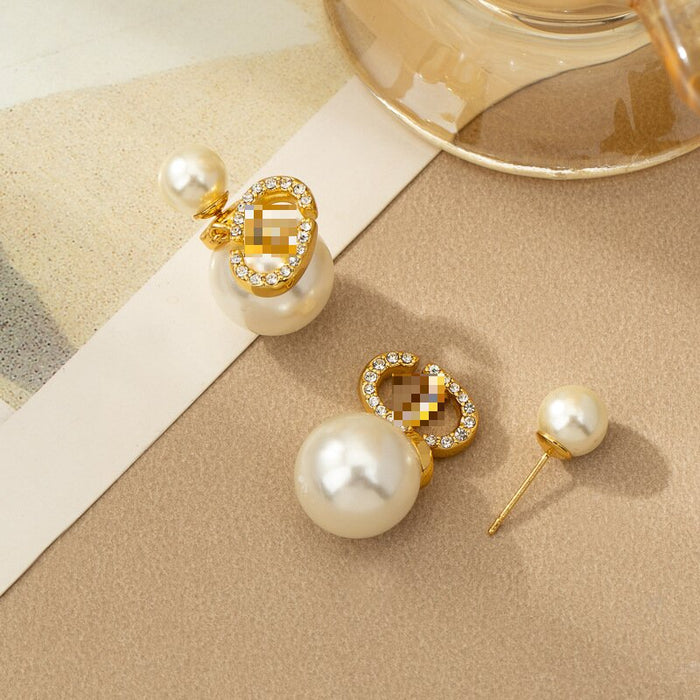 Wholesale Diamond-encrusted pearl earrings