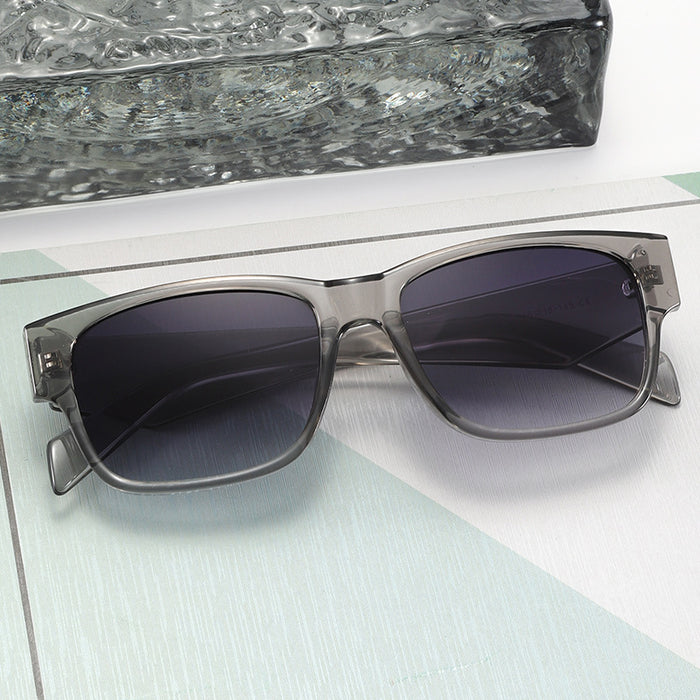 Wholesale Fashionable Triangle Cat Eye Trendy Outdoor Sunshade Sunglasses with Advanced Sense Sunglasses