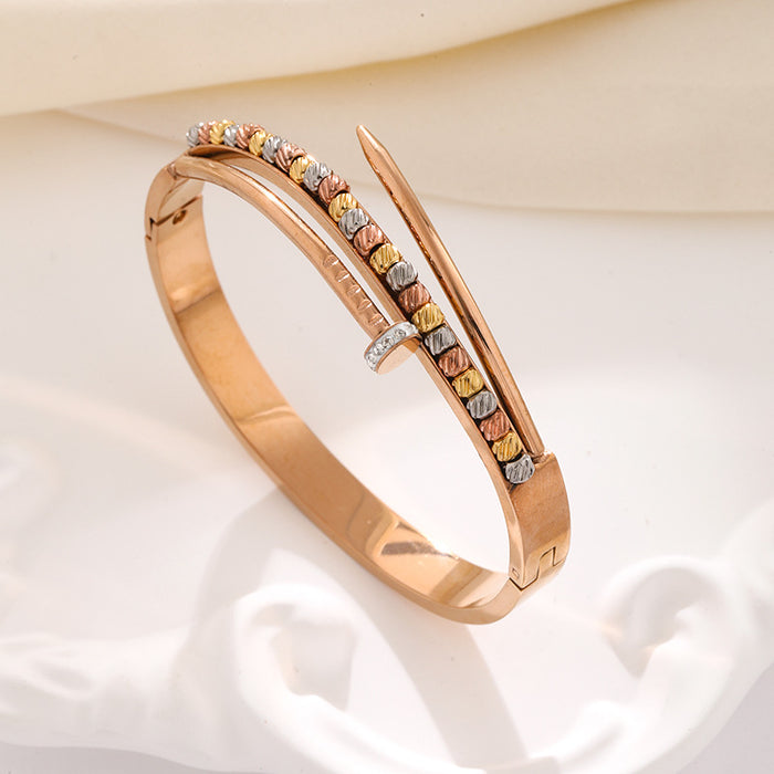 Wholesale Four-leaf clover titanium steel gold-plated bracelet