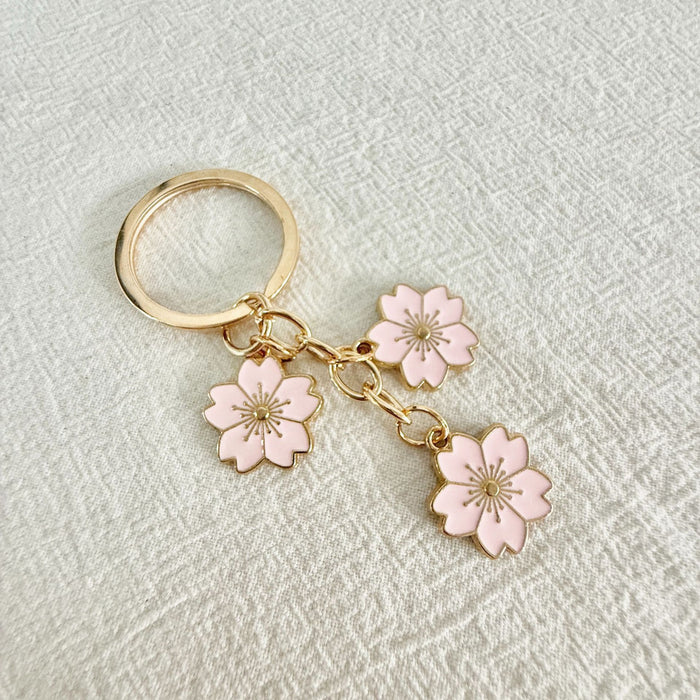Wholesale Sweet cherry blossom keychain flower flower metal handbag backpack pendant decoration accessories