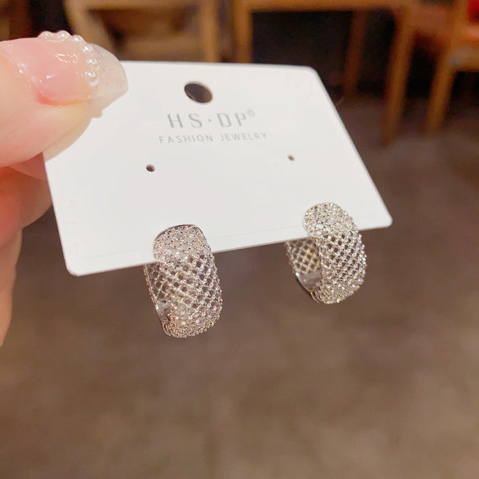 Wholesale  Metal Hollow U Ear Buckle All-match Ear Ring Earrings