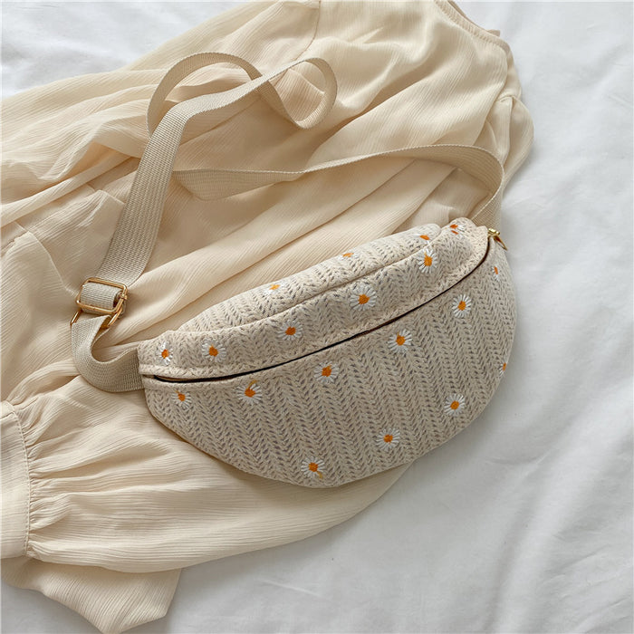 Wholesale Versatile Western style small bag, fashionable crossbody chest bag, popular waist bag