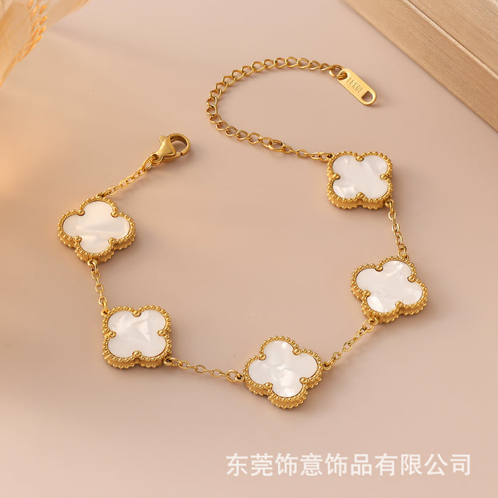 Wholesale Four leaf clover bracelet with exquisite quality and high-end stainless steel jewelry