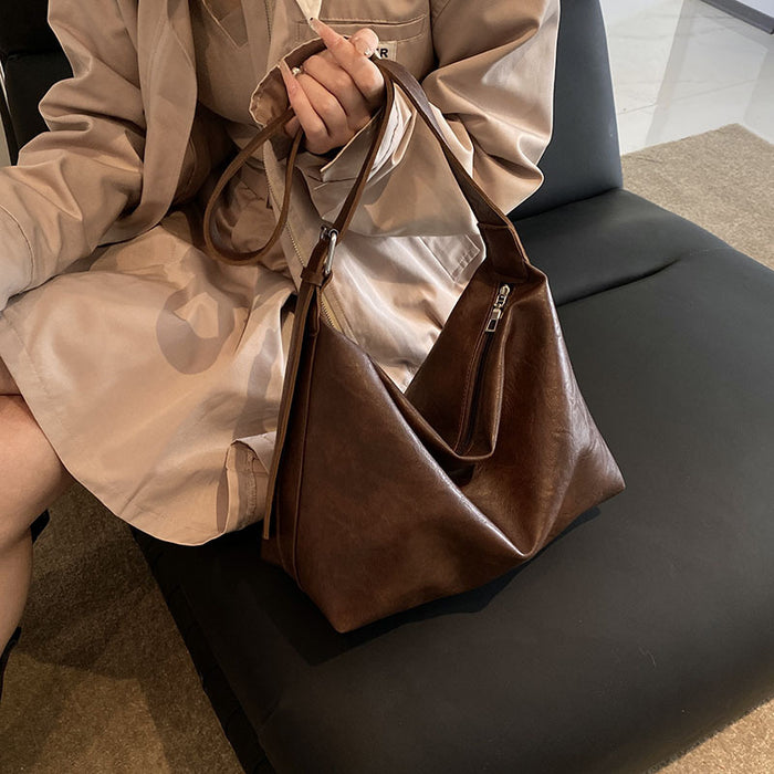 Wholesale Retro commuting single shoulder large capacity crossbody bag, fashionable and versatile tote bag