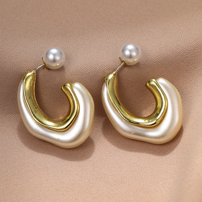 Wholesale Irregular Shaped Pearl C-shaped Earrings JDC-ES-HaoZ007