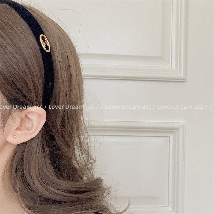 Wholesale Metallic letter hair clip, fashionable bangs, headband accessories, hair accessories