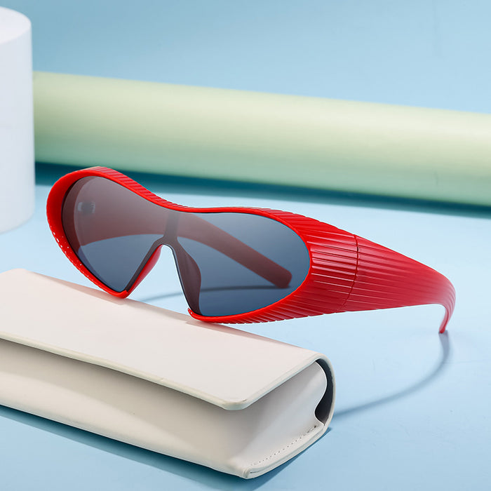 Wholesale sports sunglasses men's one-piece shaped sunglasses men's  wholesale shades