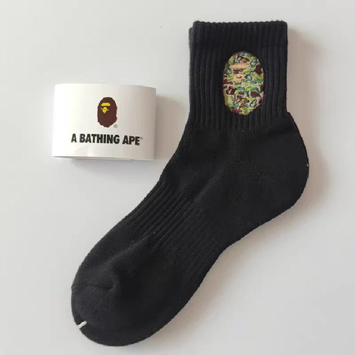 Wholesale Medium length towel bottom socks, high top sports long tube, embroidered white