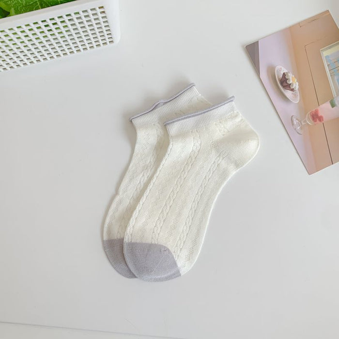 Wholesale Curled edge mesh socks short tube boneless women's socks thin