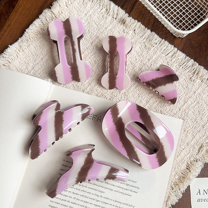 Wholesale Irregular Striped PVC Hair Claw Fashion Accessory for Everyday Styling
