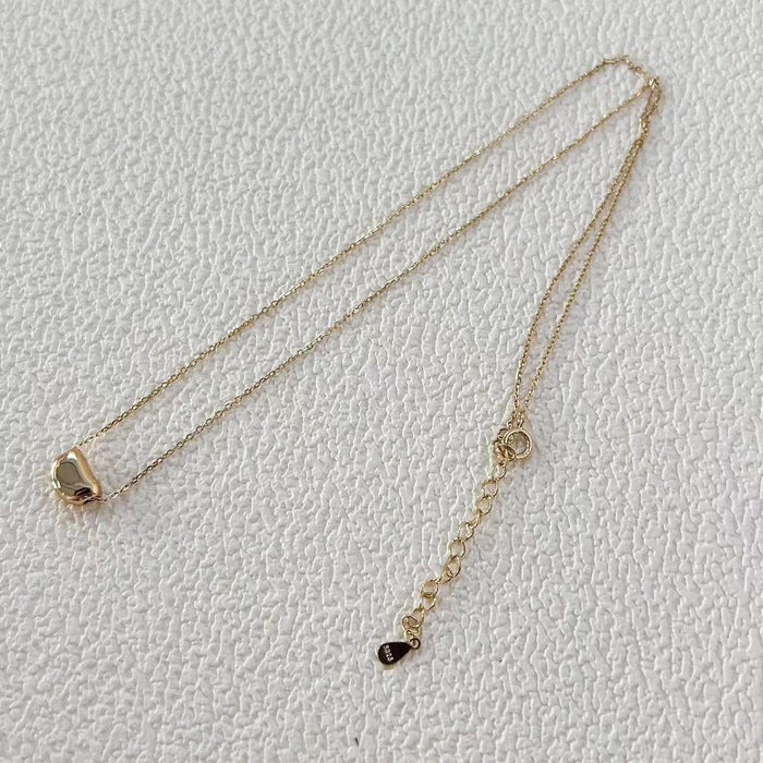 Wholesale New silver lucky bean necklace, simple, personalized, versatile, niche collarbone chain