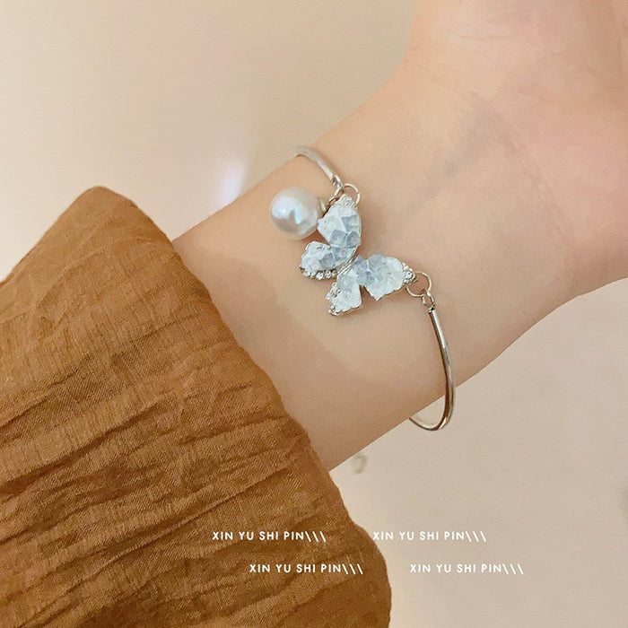 Wholesale Flower butterfly bracelet, light luxury temperament, high-end sense, niche design, versatile star bracelet