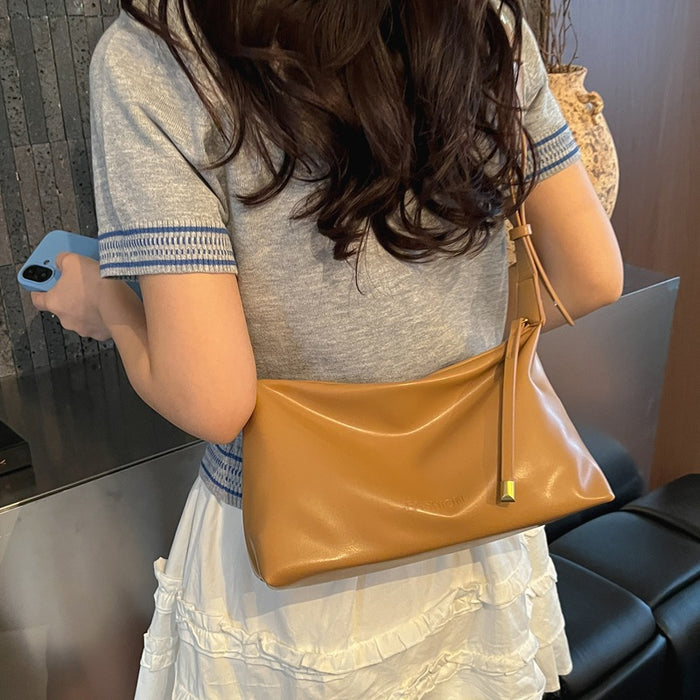 Wholesale Retro Pillow Shoulder Bag PU Leather Black