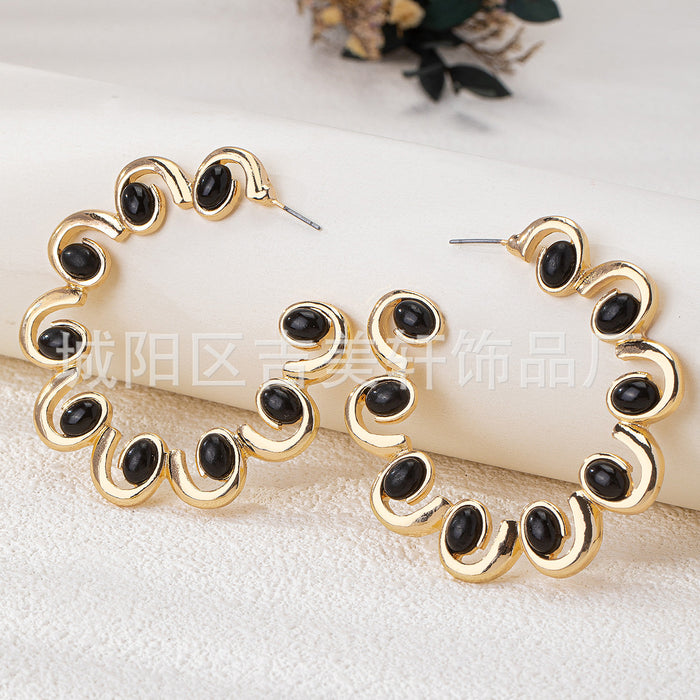 Wholesale Classic hip-hop spiral retro circular imitation pearl fashionable women's fashion earrings