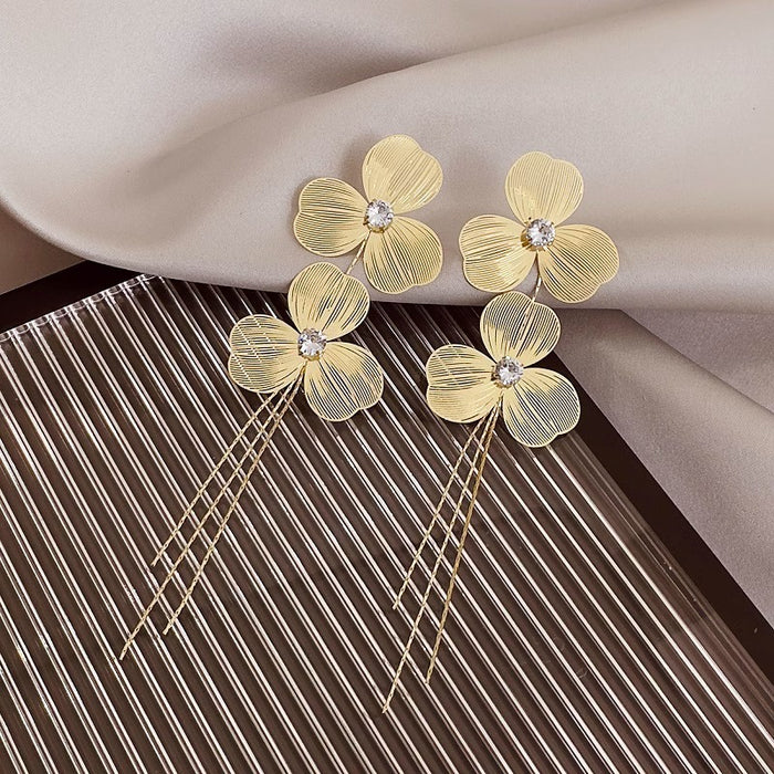 Wholesale Exaggerated temperament, long earrings, personalized tassel earrings, light luxury earrings