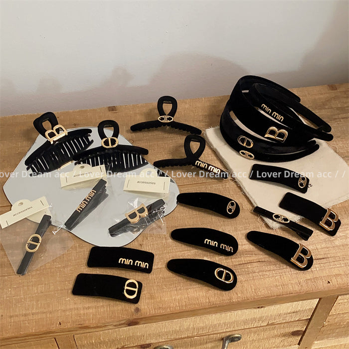 Wholesale Metallic letter hair clip, fashionable bangs, headband accessories, hair accessories